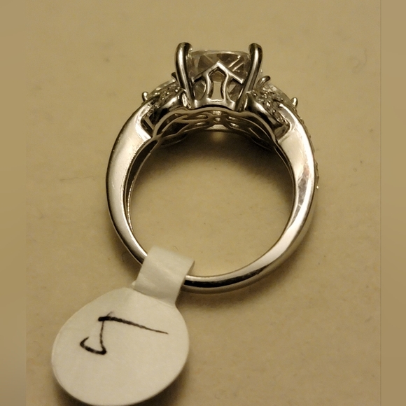 Sterling silver with CZ size 5 - Picture 2 of 2